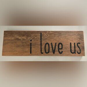Wooden I Love Us Art Sign
